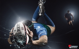 美国体育运动球击碎玻璃平面广告设计