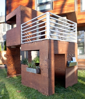 古巴建筑师Kimball Hales-纸板冰箱盒里的儿童家-微型的宝宝房子