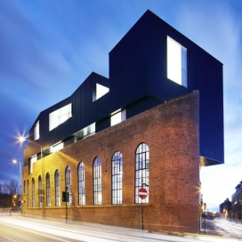 伦敦建筑师-层叠的仓库