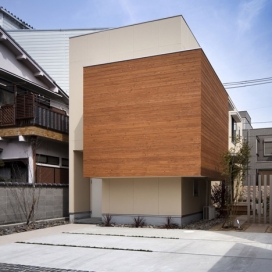 日本建筑师Naoko Horibe-东京现代木材小复式家房屋设计