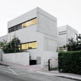 以色列Shilo Benaroya建筑师作品-三层的房屋建筑