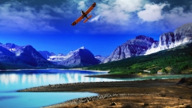高清晰蓝色自然风景与滑翔机