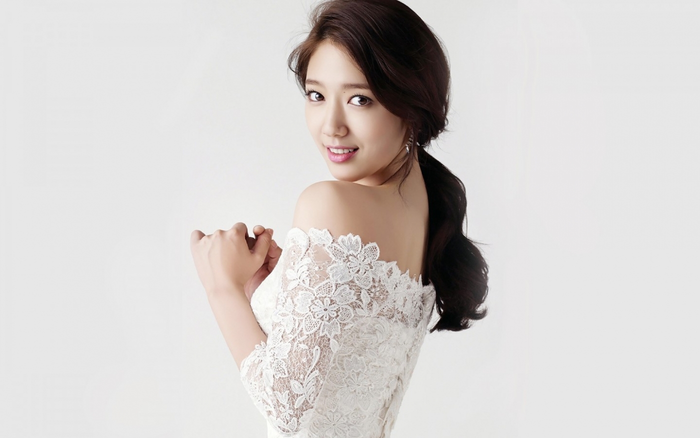 高清晰park shin hye-朴信惠韩国女演员唯美壁纸桌面下载
