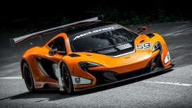 高清橙黑迈凯轮650S GT3赛道跑车壁纸下载