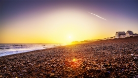 布赖顿海滩的金色日落