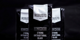 Robusto咖啡豆饮料包装设计-光滑的黑色袋子，高反差的白色