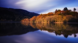 秋季湖光美景