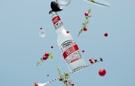 立陶宛伏特加鸡尾酒-透明感有助于给传统品牌注入新的活力