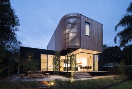 一个现代模块化扩展的墨尔本Weatherboard房子-旨在改变房主的生活