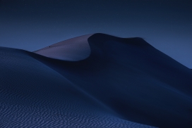 月光下的沙丘美景
