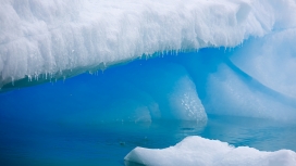 蓝色冰川冰岛图片