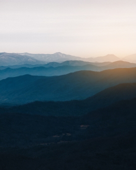 层叠山