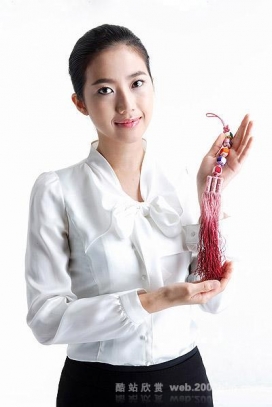 09最新韩国商务职业女性与女性韩服图片欣赏