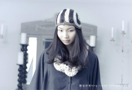 韩国09色调温和HOME家的女性时尚摄影网站