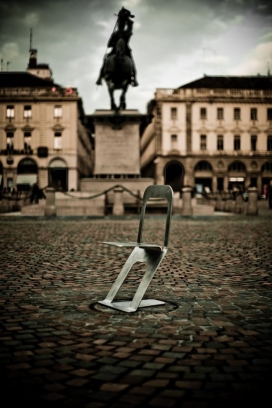 意大利工业设计工作室DORODESIGN作品欣赏-铝椅子
