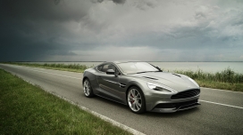 高清晰Aston-martin阿斯顿马丁2013极品跑车壁纸