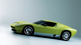 高清晰绿色lamborghini兰博基尼miura概念跑车正面壁纸