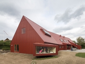 丹麦建筑师科Cornelius + Vöge建筑师作品-红色青年娱乐休闲小屋