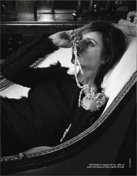 贝克汉姆的妻子维多利亚-Elle世界时装之苑法国人像,沉思，美诱的，时尚女王