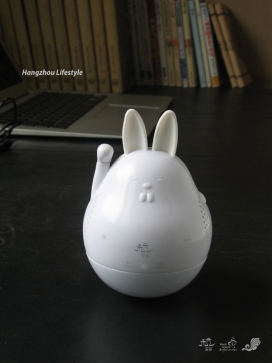 Rabbit扬声器音响-中国广州hidedesign office工业设计师作品，一个充满爱的兔子般的脸