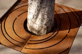 铁圈树罩-西班牙瓦伦西亚Clara del Portillo设计机构作品，根据需要可以旋转和修剪
