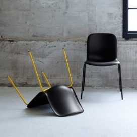 SixE塑料叠椅-伦敦PearsonLloyd家居设计师作品