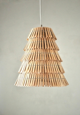 波兰手工制作的榉木灯