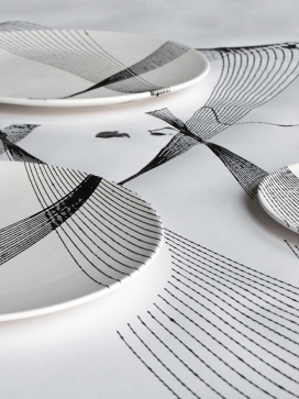 荷兰设计周2013-鹿特丹设计师大卫・德克森作品-数学形状振动器