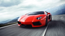 高速行驶的鲜红兰博基尼Lamborghini经典壁纸下载