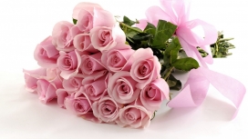 高清晰粉红色玫瑰花束