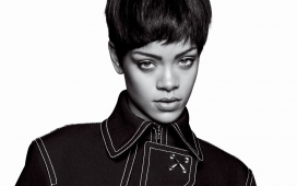 高清晰歌手蕾哈娜（Rihanna）壁纸下载