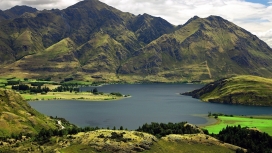 新西兰奥塔哥瓦纳卡湖