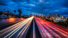 高清晰圣迭戈高速车流灯光公路