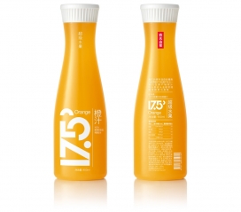 17.5 Juice果汁设计-使得天然果汁颜色作为产品名背景，体现一个简单大胆的设计