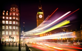 伦敦大不列颠大本钟红绿灯夜景