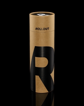 独特外观形状的Rollout壁纸包装设计-有一个干净，最小的外观。包装的形状类似于优质威士忌