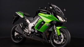 高清晰黑绿川崎z1000sx摩托车壁纸