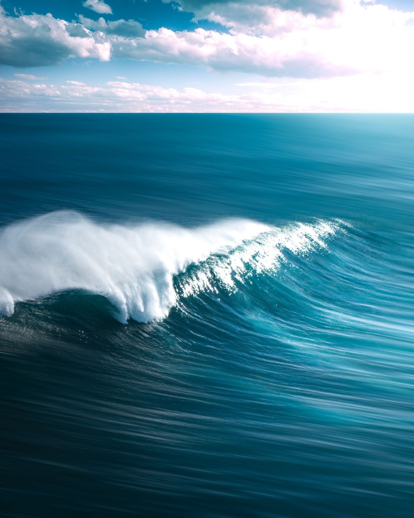 高清晰蓝色大海浪壁纸 欧莱凯设计网 08php Com