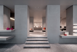 John Pawson为米兰Valextra高端时尚精品商店完成的画廊风格室内设计
