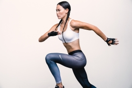 Nike Move-耐克时尚女性运动
