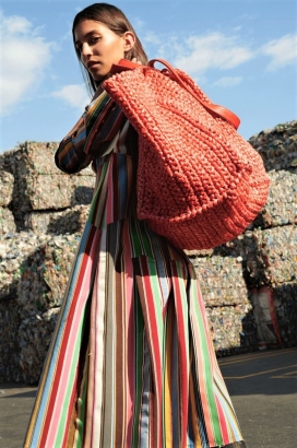 玛丽娜·德斯蒂诺-Vogue墨西哥-废物堆里的时尚
