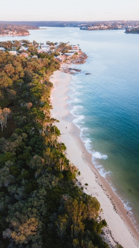 海滨沙滩风景图