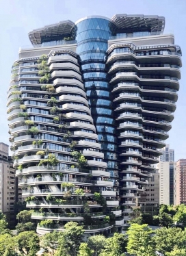 中国台湾扭麻花型垂直森林生态住宅楼盘