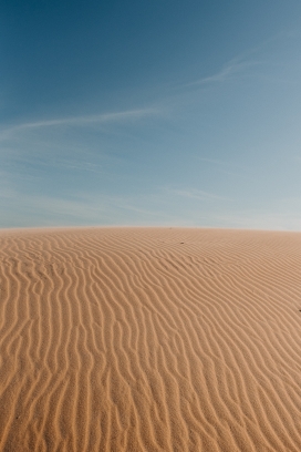 唯美波浪型沙漠图