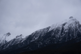 冬季雪山自然图片