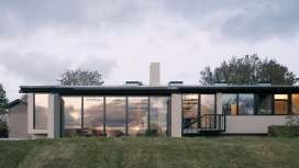 ARG Architects用弯曲的墙壁设计的冰岛网格住宅