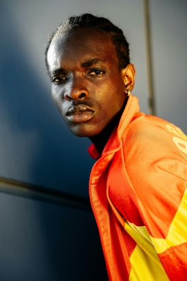 非洲运动男子肖像人像