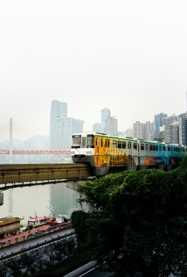 破旧的回忆-城市轻轨图片