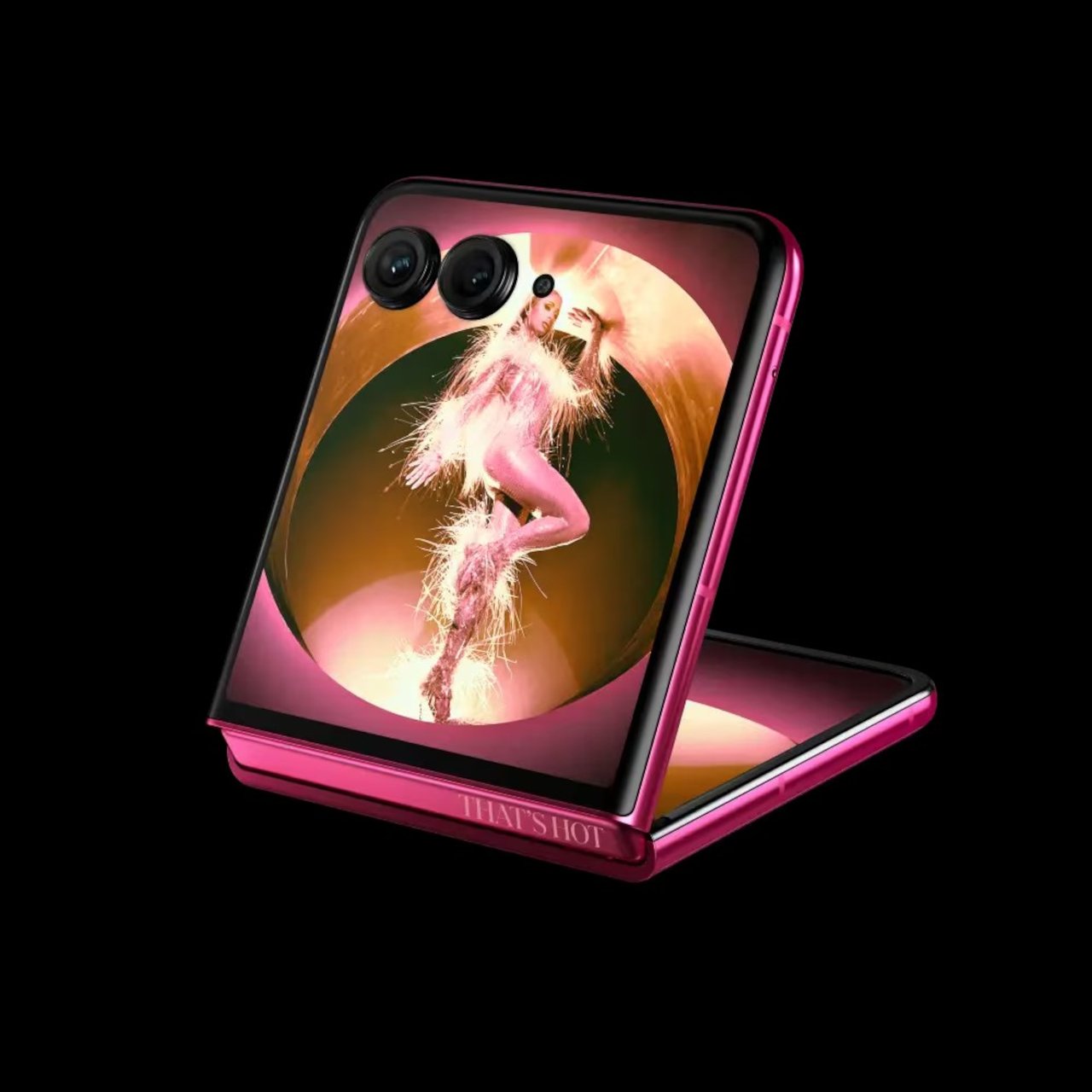 试图让艳粉色再次流行起来的摩托罗拉RAZR+折叠折屏手机---酷图编号4