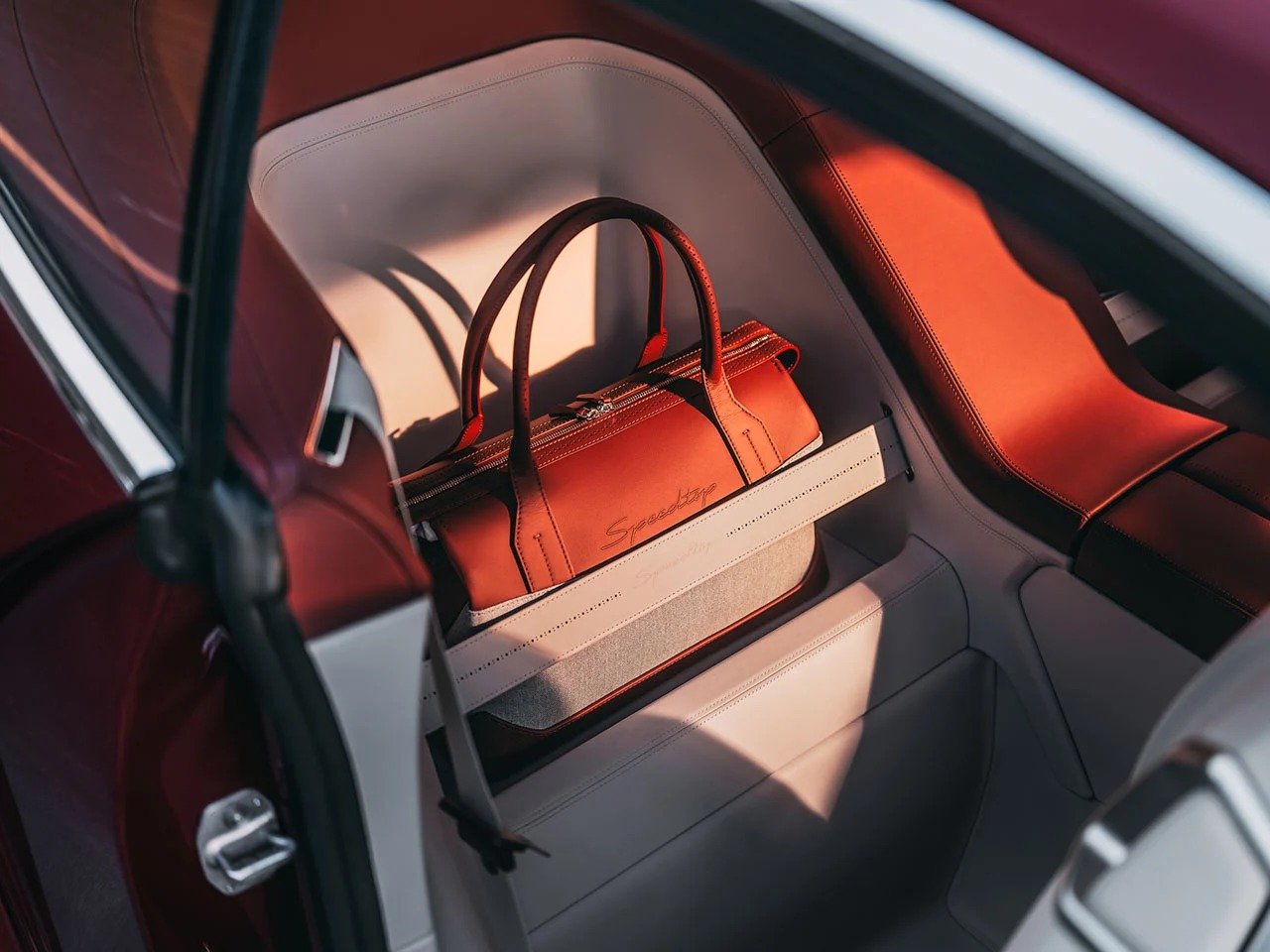 对盛大旅游遗产致敬的限量版宝马汽车---酷图编号23